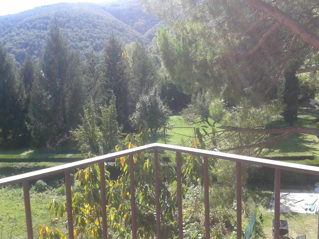 Apartamentos Fonda Finet Sant Felíu de Pallarols Camera foto
